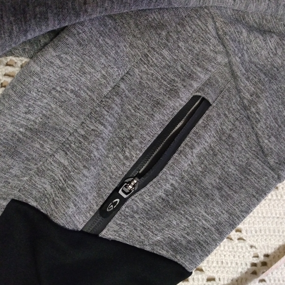 Champion C9 Duo Dry Women's/Juniors hoodie size L - Picture 3 of 5